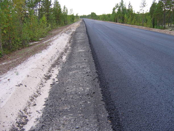 istock new road side repair 1492544919