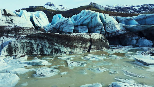 istock Beautiful vatnajokull glacier drone shot 1492546386