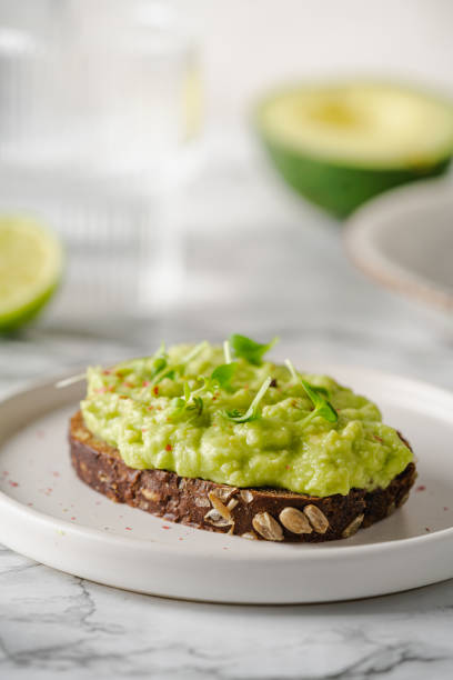istock Healthy avocado toasts 1492566707
