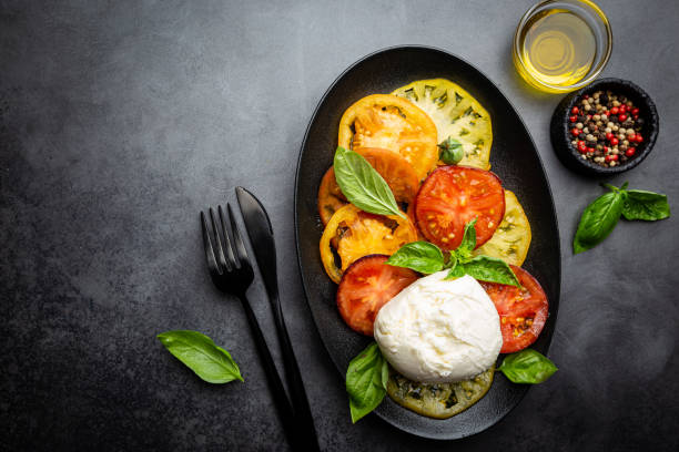 istock Delicious caprese salad 1492574167