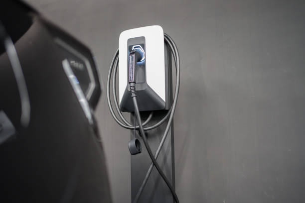 Electric vehicle, external charger