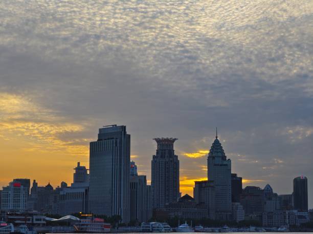istock Sunset nearby the riverside in Shanghai 1492638901