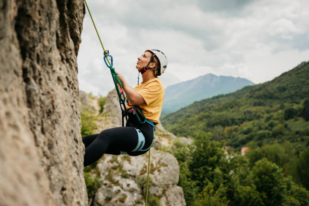 lady-clamming-mountain