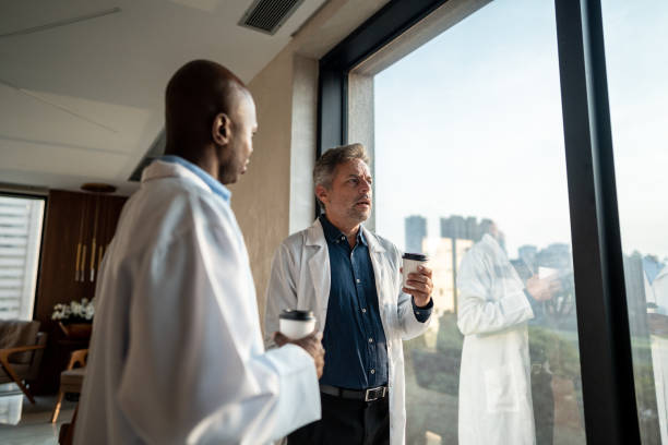 istock Doctors talking in the hospital 1492669121