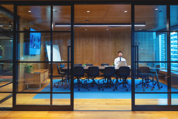 istock Business man getting ready for a meeting. 1492716221