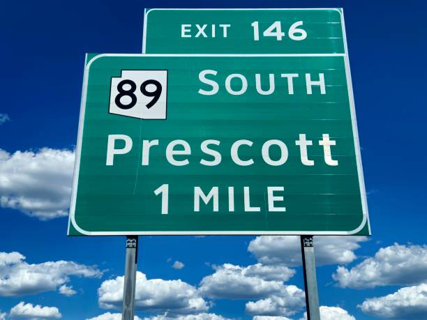 istock Arizona 89 South offramp sign 1492726753