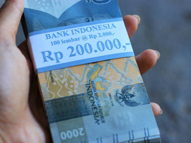 istock A pile of two thousand rupiah bills 1492754213