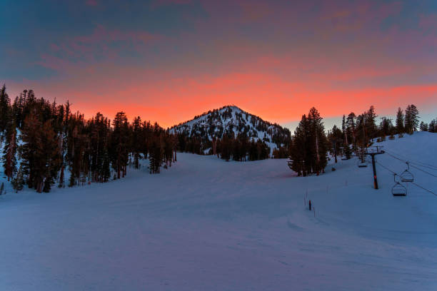 istock Mammoth Mountain Ski Resort Slope at Sunset 1492790231