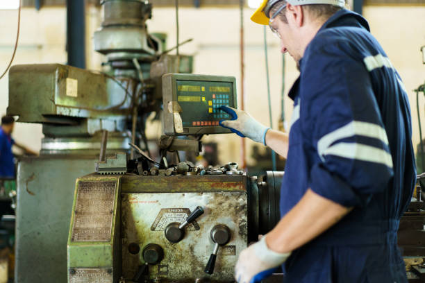 istock Senior factory engineer working in factory. 1492809658
