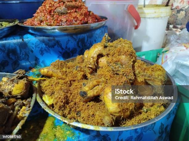 Kapau Ni Linda Rice Seasoned Chicken Stock Photo - Download Image Now - Asia, Bukittinggi, Close-up
