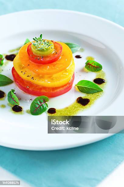高級トマトのサラダ - イタリア料理のストックフォトや画像を多数ご用意 - イタリア料理, エアルームトマト, オーガニック