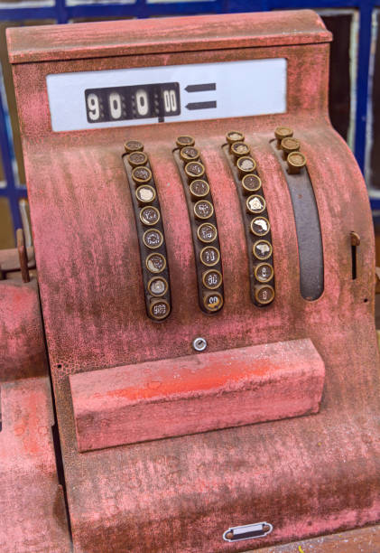 istock Cash Register Vintage 1492898517