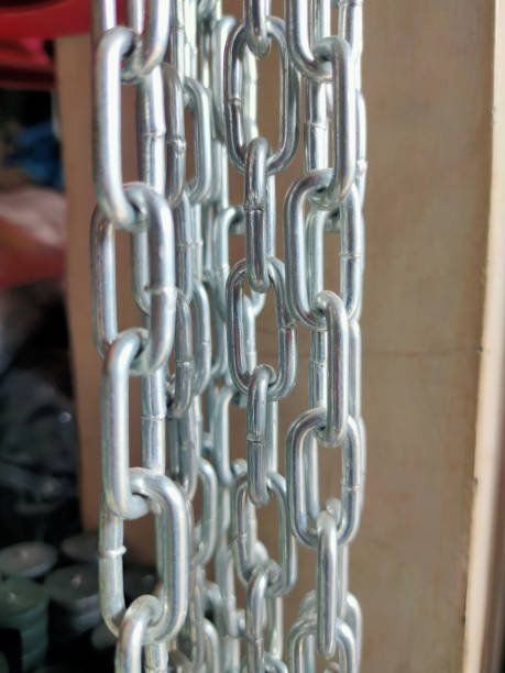 istock Nice metal chain, bright silver in color 1492916644