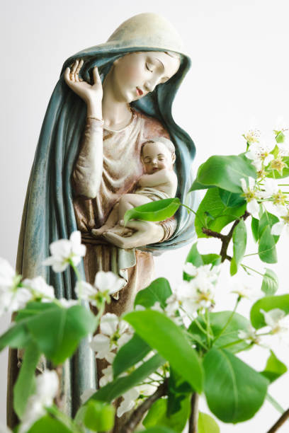 istock Mary and child Jesus with flowers 1492942869