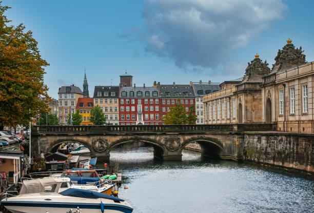 istock Marmorbroen, bridge, Copenhagen, Denmark 1492966363