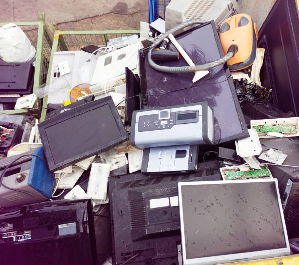 istock Electronic waste at a collection center for subsequent recycling. Circular economy. 1492968024