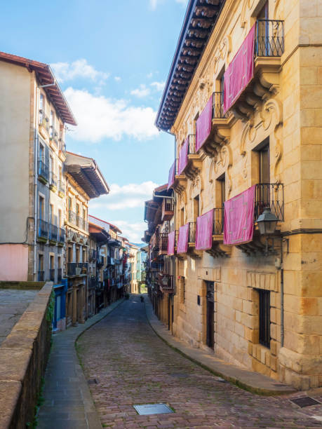 istock Streets of Hondarribia 1492970260