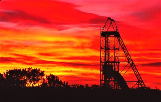 istock Metal Headframe - The Orphan Mine - Grand Canyon NP - AZ 1493007887