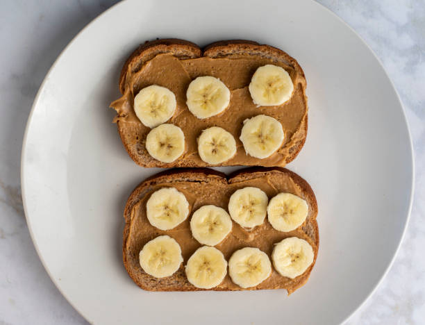 istock toast top with peanut butter and bananas 1493009140