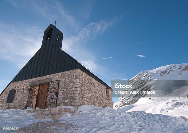 Samotny Kościół W Zugspitze Niemcy - zdjęcia stockowe i więcej obrazów Bawaria - Bawaria, Bez ludzi, Fotografika