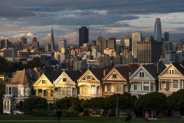 istock Painted ladies in San Francisco at sunset 1493111081