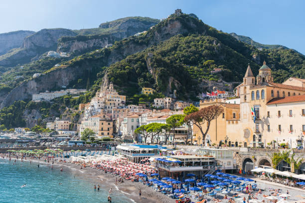istock Amalfi coast beach crowded with people 1493121901