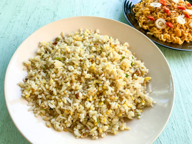istock Fried rice with fried shallots onions topping 1493135167