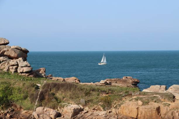 istock Pink granite coast in Brittany 1493168701