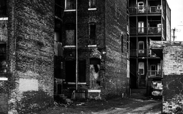 istock Inner city neighbourhood 1493172153