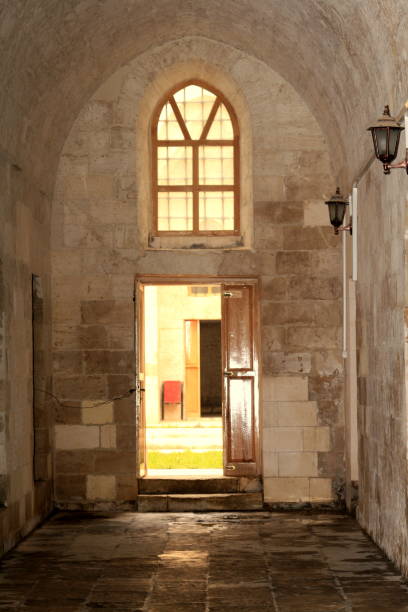 Zinciriye Madrasa door