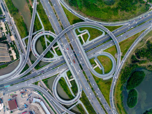 istock Overlooking the city's three-dimensional traffic 1493189471
