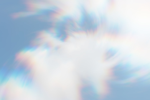 Cloud with prism effect