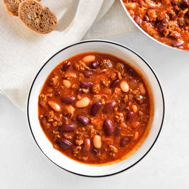 istock Baked beans with ground beef, jalapeno and bacon 1493226144