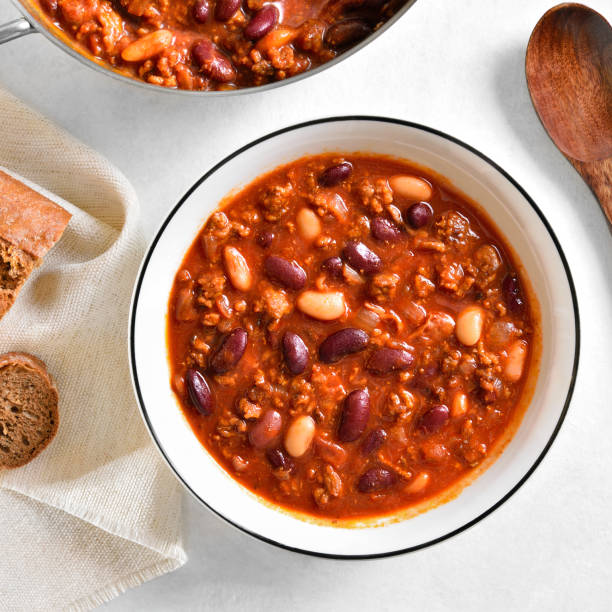 istock Baked beans with ground beef, jalapeno pepper and bacon 1493226196