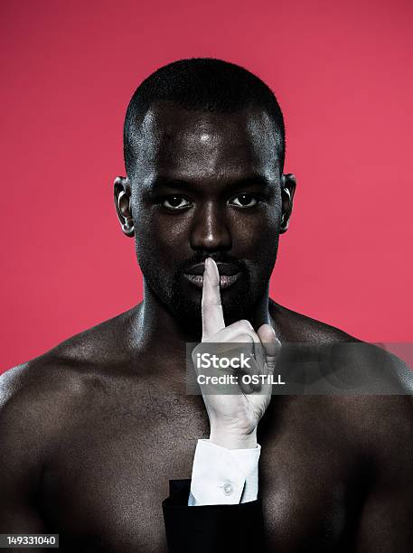 Foto de Homem Africano Liberdade De Expressão Conceito e mais fotos de stock de Mordaça - Mordaça, Origem Africana, Homens