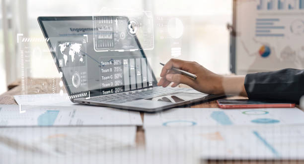 istock Business woman analyzing sales data and economic growth graph. Business strategy digital marketing abstract icons 1493364284