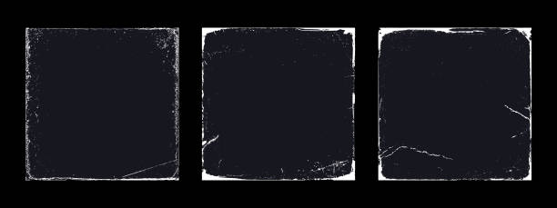 ilustraciones, imágenes clip art, dibujos animados e iconos de stock de portada de papel del álbum con efecto desgastado, sucio y arañazos. maqueta de textura grunge para cd retro, vinilo. marco de superposición de bordes angustiados, plantilla vintage áspera, ilustración vectorial - rust covered
