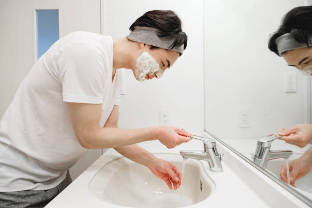 istock Japanese man washing his face 1493397995