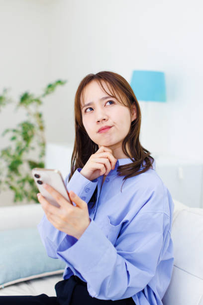 istock Japanese woman working at home 1493426120