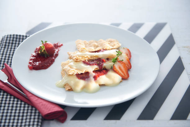 istock Strawberry puff pastry dessert 1493463579