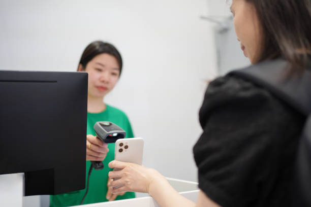 istock The convenience brought by mobile payment 1493469486