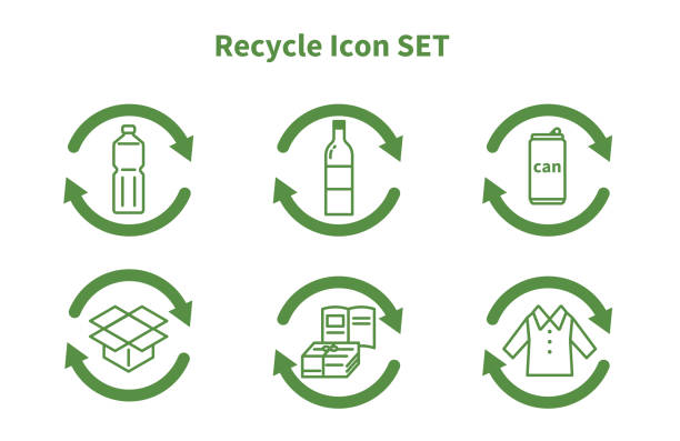 satz von symbolen mit dem bild des recyclings, der wiederverwendung. (grün) - recycling newspaper paper bottle stock-grafiken, -clipart, -cartoons und -symbole