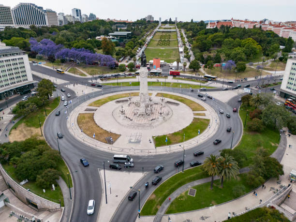 istock Top view of Avenida da Liberdade roundabout. 1493526507
