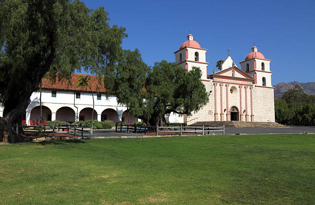 misja santa barbara - mission santa barbara zdjęcia i obrazy z banku zdjęć