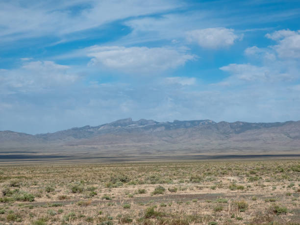 istock Mountain range in the remote desert of western Utah. 1493596567