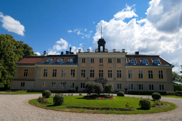 istock View of a building against cloudy sky 1493629984