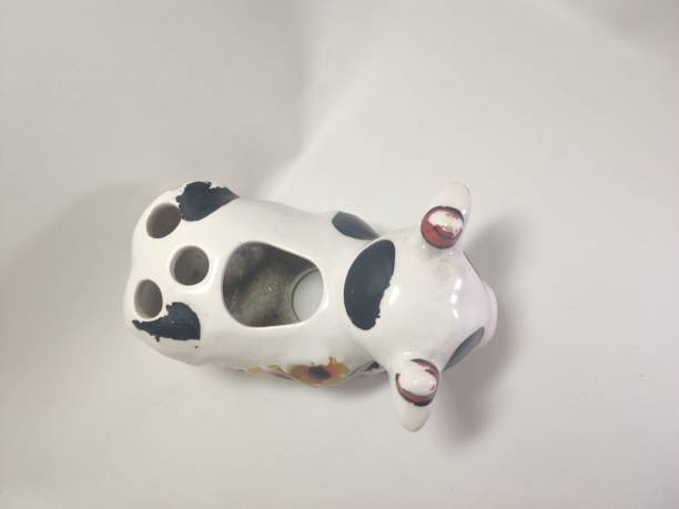 istock Cute toys Cow Ceramic Bathroom Accessories 1493647848