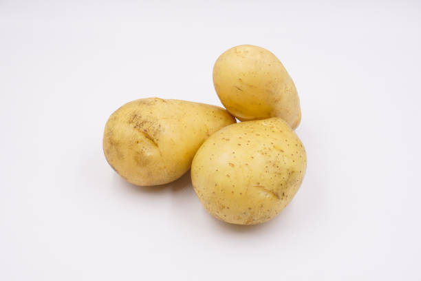 istock Whole clean unpeeled raw potato 1493756267