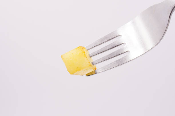 istock Pan-fried diced potatoes with potato skins 1493759016