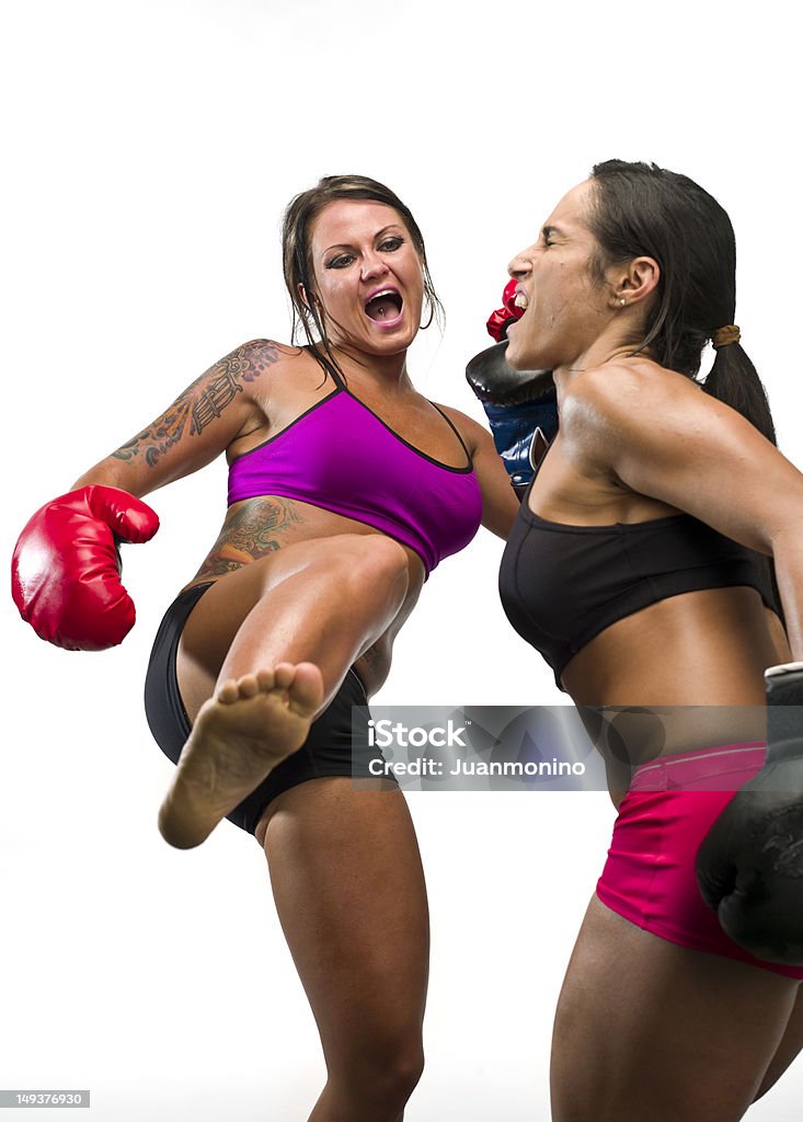 두 여자대표 kickboxing - 로열티 프리 흰색 배경 스톡 사진